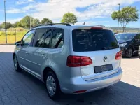 Gebraucht VW Touran Comfortline 140 PS (102 kW) 2010 Silber Van / Kleinbus