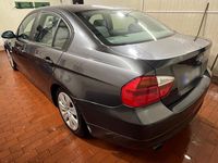 Second-hand BMW 320 Performance 150 CP (110 kW) 2005 Gri Berlinǎ
