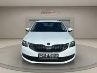 Gebraucht Skoda Octavia Ambition 150 PS (110 kW) 2018 Laserweiss Kombi