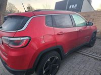 Gebraucht Jeep Compass Limited 140 PS (102 kW) 2018 Rot SUV