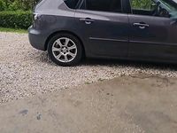 Gebraucht Mazda 3 Inclusive 105 PS (77 kW) 2009 Grün Kleinwagen