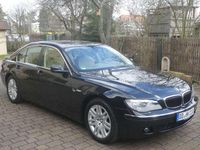 Gebraucht BMW 740 306 PS (225 kW) 2006 Schwarz Limousine