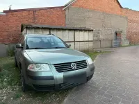 Gebraucht VW Passat 115 PS (84 kW) 2001 Grün Kombi