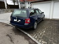 Gebraucht VW Passat 131 PS (96 kW) 2004 Blau Kombi