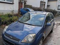 Gebraucht Ford Fiesta Trend 69 PS (50 kW) 2006 Blau Kleinwagen