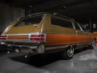 Gebraucht Chrysler Town & Country 224 PS (164 kW) 1972 Braun Van / Kleinbus