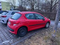 Gebraucht Peugeot 207 95 PS (69 kW) 2010 Rot Kleinwagen