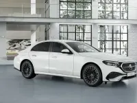 Gebraucht Mercedes E450 AMG 381 PS (280 kW) 2025 Manufaktur lack manufaktur opalithweiß b Limousine