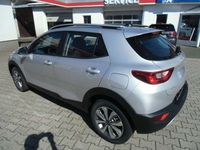 Gebraucht Kia Stonic Vision 84 PS (61 kW) 2023 Silber SUV