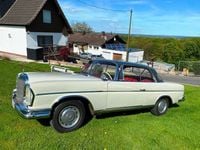 Gebraucht Mercedes W111 120 PS (88 kW) 1963 Beige Coupé