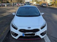 Gebraucht Kia Ceed GT-Track 204 PS (150 kW) 2014 Weiß Kleinwagen