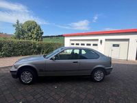 Gebraucht BMW 316 102 PS (75 kW) 1994 Silber Coupé