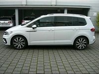 Gebraucht VW Touran Highline 150 PS (110 kW) 2017 Weiß Van / Kleinbus
