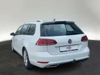 Gebraucht VW Golf VII Highline 150 PS (110 kW) 2018 Weiß Kombi