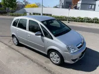 Gebraucht Opel Meriva 105 PS (77 kW) 2007 Silber Van / Kleinbus