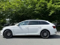 Gebraucht Skoda Superb 150 PS (110 kW) 2019 Weiß Kombi