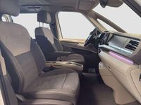 Gebraucht VW Multivan Edition 177 PS (130 kW) 2025 Candyweiß / deep black perleffekt (metallic) Van
