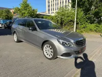 Gebraucht Mercedes E300 204 PS (150 kW) 2013 Silber Kombi
