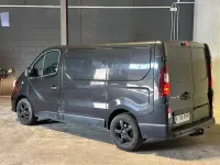 Gebraucht Renault Trafic 90 PS (66 kW) 2015 Schwarz Van / Kleinbus