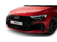 Neu Audi RS3 Sportback Advanced 400 PS (294 kW) 2026 Progressivrot metallic (metallic) Kleinwagen