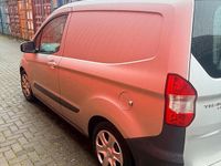 Gebraucht Ford Transit 105 PS (77 kW) 2016 Silber Van / Kleinbus