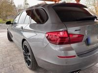 Gebraucht BMW 525 218 PS (160 kW) 2015 Grau Kombi