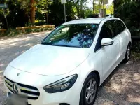 Gebraucht Mercedes B180 116 PS (85 kW) 2019 Weiß Kleinwagen
