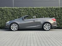 Gebraucht Opel Cascada Innovation 200 PS (147 kW) 2017 Grau Cabrio