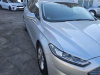 Gebraucht Ford Mondeo Titanium 160 PS (117 kW) 2015 Silber Kombi