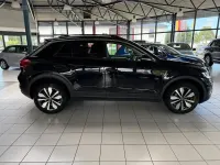 Gebraucht VW T-Roc Move 116 PS (85 kW) 2024 Schwarz SUV