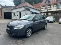 Gebraucht Skoda Fabia Ambiente 70 PS (51 kW) 2009 Grau Limousine