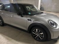 Gebraucht Mini Cooper Essential 136 PS (100 kW) 2023 Grau Kleinwagen