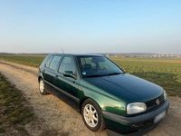 Gebraucht VW Golf III 90 PS (66 kW) 1996 Grün Kleinwagen