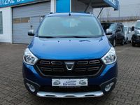 Gebraucht Dacia Lodgy Stepway 131 PS (96 kW) 2021 Blau Van / Kleinbus