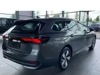 Gebraucht VW Passat Business 150 PS (110 kW) 2025 Grau metallic Kombi
