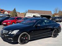 Gebraucht Mercedes E350 AMG line 231 PS (169 kW) 2011 Schwarz Coupé