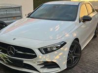 Gebraucht Mercedes A180 AMG line 136 PS (100 kW) 2019 Weiß Limousine