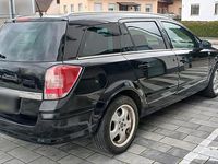 Usata Opel Astra 100 CV (73 kW) 2009 Nero Station wagon