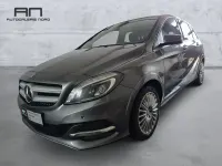Gebraucht Mercedes B200 156 PS (114 kW) 2016 Grau Kleinwagen