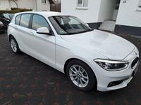 Gebraucht BMW 118 Advantage 136 PS (100 kW) 2018 Weiß Kleinwagen
