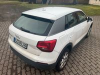 gebraucht Audi Q2 TFSI, EZ:2018, Benzin, 96.000km, weiß, Schalter