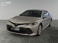 Gebraucht Toyota Camry 218 PS (160 kW) 2021 Silber metallic Limousine