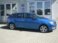 Gebraucht Skoda Rapid Cool Edition 105 PS (77 kW) 2015 Blau Kleinwagen