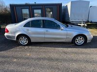 Gebraucht Mercedes E220 150 PS (110 kW) 2003 Limousine