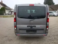 Gebraucht Opel Vivaro 145 PS (106 kW) 2018 Grau Van / Kleinbus