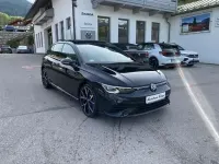 Second-hand VW Golf VIII R 320 CP (235 kW) 2024 Negru Berlinǎ