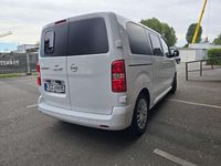 Gebraucht Opel Vivaro-e Combi 100 kW (136 PS) 2023 Weiß Van
