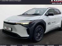 Gebraucht Toyota bZ4X Team 150 kW (204 PS) 2024 Platinumweiß perleffekt SUV