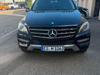 Gebraucht Mercedes ML350 258 PS (189 kW) 2012 Blau SUV