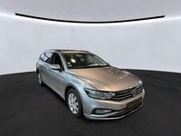 Gebraucht VW Passat 122 PS (89 kW) 2022 Silber Kombi